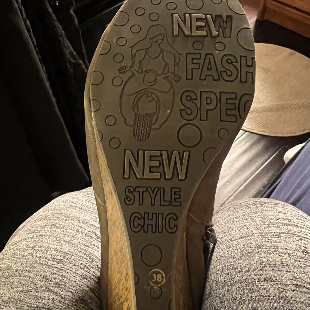 Retro but new, never worn brown wedge sandals